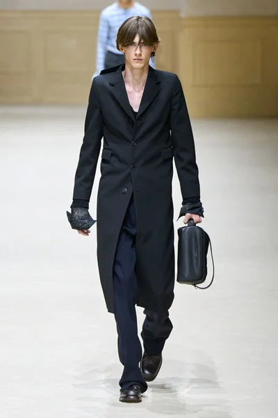 Look 5